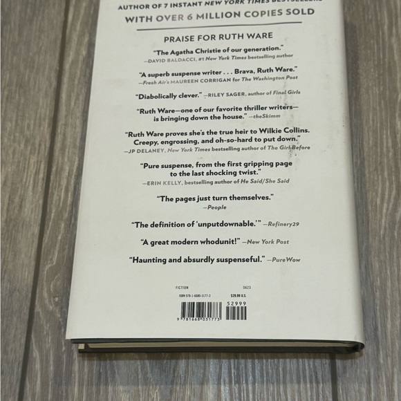 Zero Days, By Ruth Ware - Picture 3 of 3